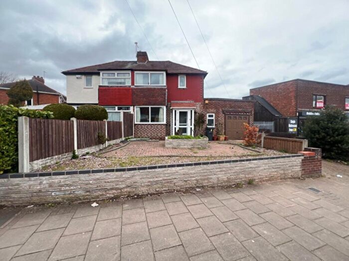 2 Bedroom Semi Detached House For Sale In Dyas Road, Great Barr, Birmingham, B44