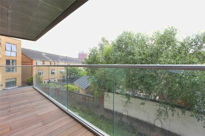 1 Bedroom Property To Rent In Bedford Road, Clapham, London, SW4