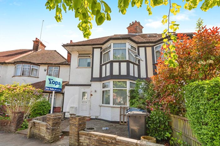 4 Bedroom Semi Detached House For Sale In Russell Gardens, London, NW11