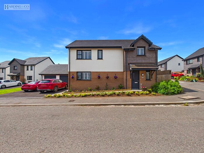 4 Bedroom Detached House For Sale In Lower Abbots, Buckland Brewer, EX39