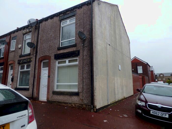 2 Bedroom End Of Terrace House To Rent In Boston Street, Halliwell, Bolton BL1