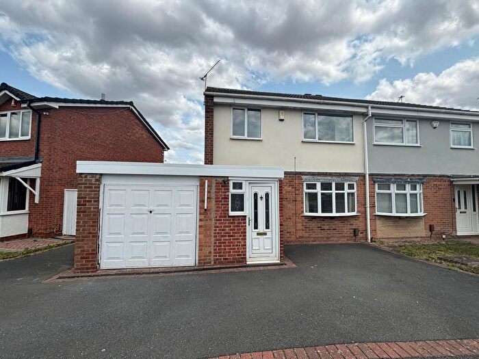 3 Bedroom Property To Rent In Deepdale Lane, Sinfin, Derby, DE24