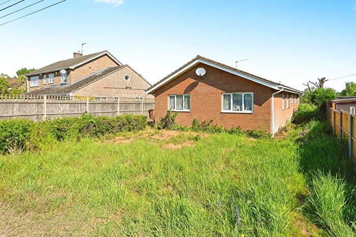 3 Bedroom Detached Bungalow For Sale In Hubbards Drove, Hilgay, Downham Market, PE38