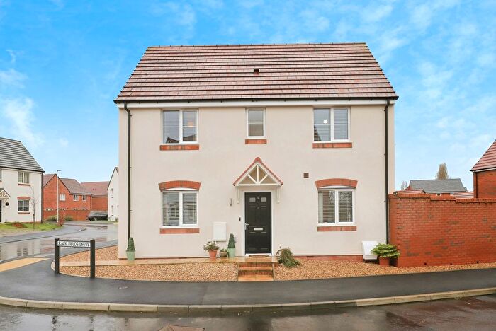 3 Bedroom Semi Detached House For Sale In Rackfields Drive, Kidderminster, Worcestershire, DY10