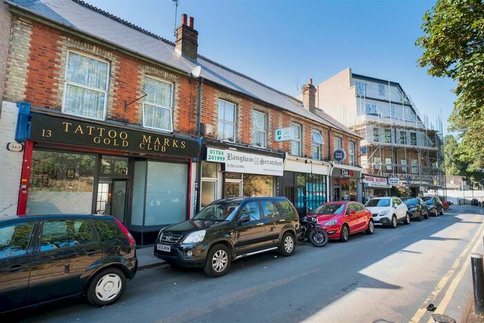 2 Bedroom Flat To Rent In Station Road, Ashford, TW15