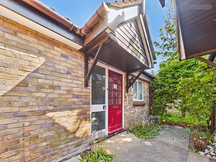 2 Bedroom Terraced Bungalow For Sale In Kimbolton Court, Peterborough, PE1