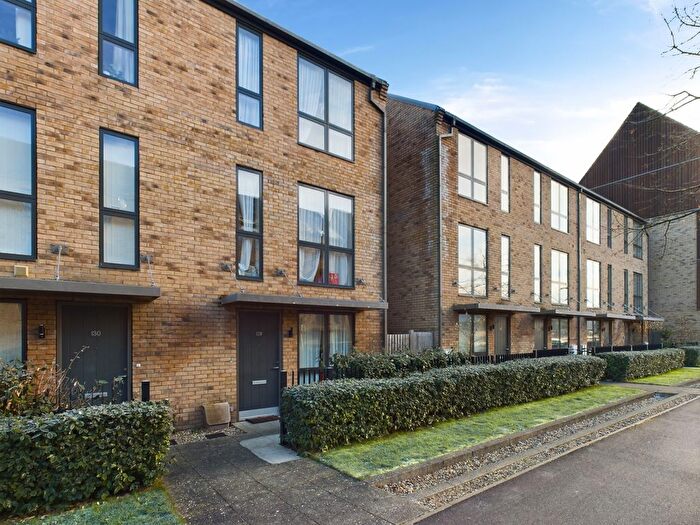 3 Bedroom Town House To Rent In Hobson Avenue, Trumpington, Cambridge, CB2