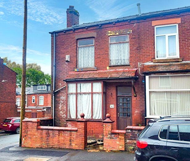 3 Bedroom End Of Terrace House For Sale In Arnold Street, Bolton, BL1