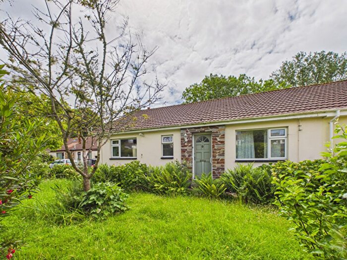 2 Bedroom Semi Detached Bungalow For Sale In Treworden Close, Stratton, EX23