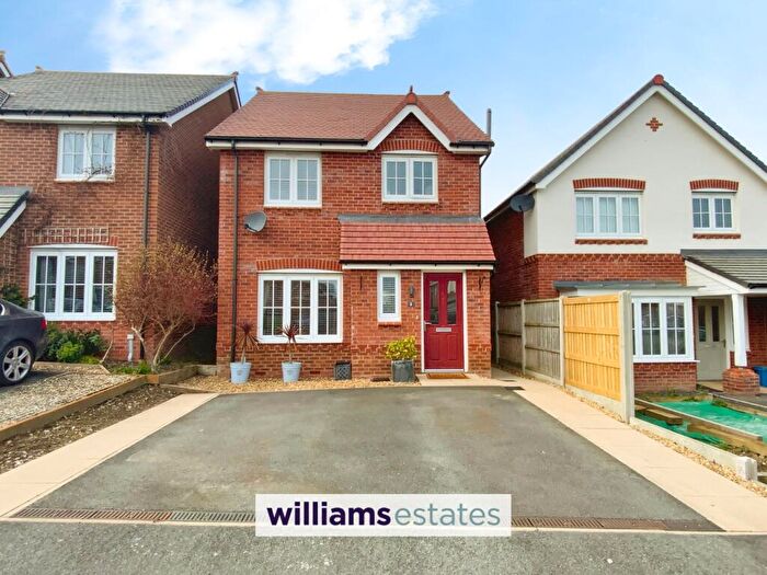 3 Bedroom Detached House For Sale In Lon Elfod, Abergele, LL22