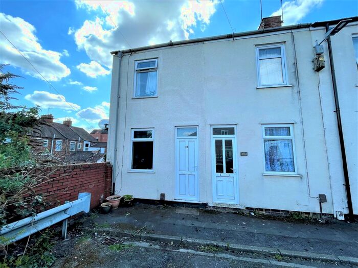 2 Bedroom House To Rent In George Street, Grantham, NG31