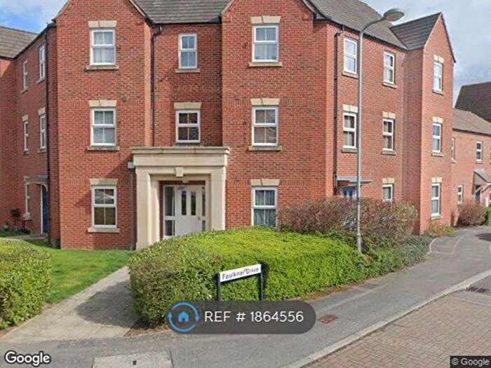 2 Bedroom Flat To Rent In Hinsley Walk, Bletchley, Milton Keynes, MK3