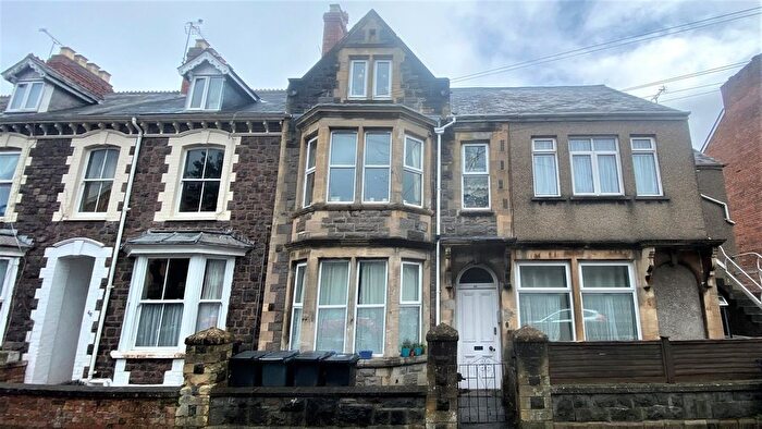 Studio To Rent In Belvedere Road, Taunton, TA1