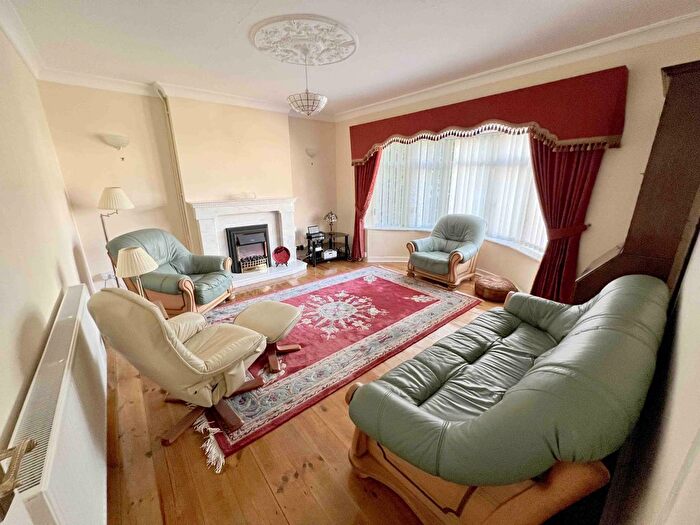2 Bedroom Bungalow For Sale In Bolgoed Road, Pontarddulais, Swansea, SA4
