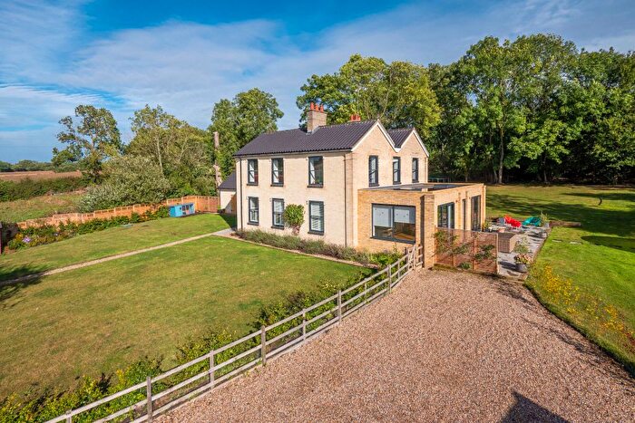 4 Bedroom Detached House For Sale In Willisham, Ipswich, Suffolk, IP8