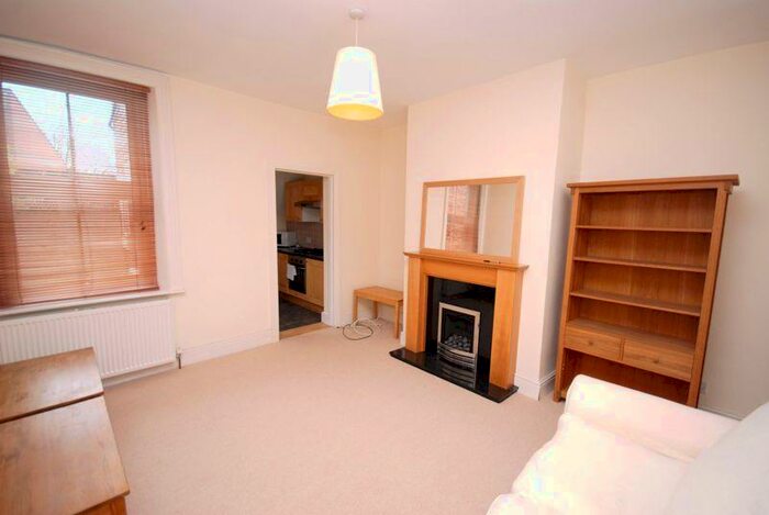1 Bedroom Ground Flat To Rent In Field Street, South Gosforth, NE3