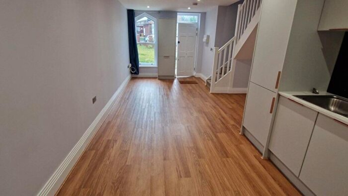 1 Bedroom Terraced House To Rent In Florence Place, Arkell Way, Selly Oak, B29