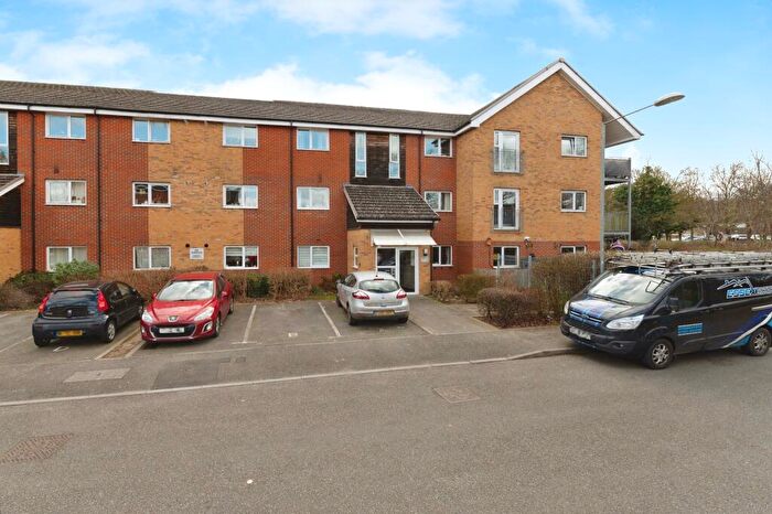 1 Bedroom Flat For Sale In Salisbury Court, Marlborough Drive, Basildon, Essex, SS16