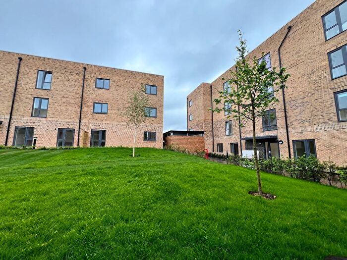 2 Bedroom Flat To Rent In Springfield Place, Honeysuckle House, Tooting, SW17