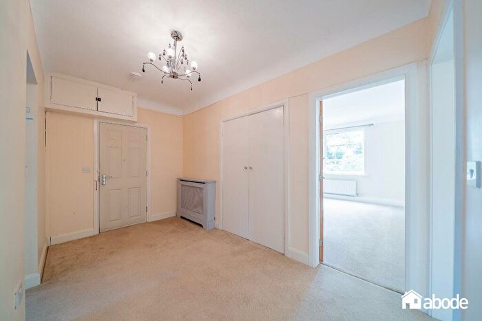 2 Bedroom Flat For Sale In Queens Drive, Wavertree, Liverpool, L15