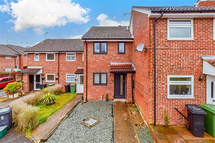 2 Bedroom Terraced House For Sale In Burghclere Drive, Maidstone, Kent, ME16