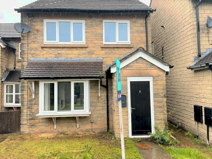 3 Bedroom Semi-Detached House To Rent In The Spindles, Mossley, Ashton-Under-Lyne, OL5