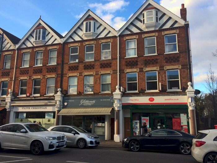 Studio To Rent In Church Street, Weybridge, KT13