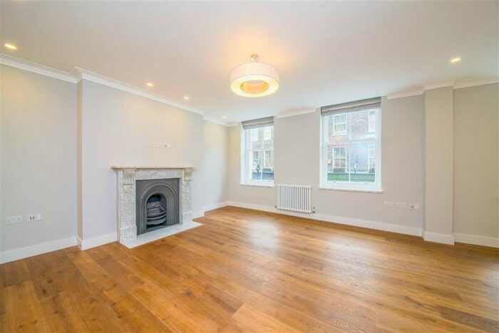 2 Bedroom Flat To Rent In New Quebec Street, London, W1H