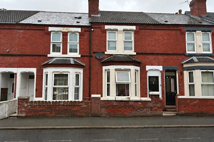 6 Bedroom Terraced House For Sale In Royal Avenue, Wheatley, DN1
