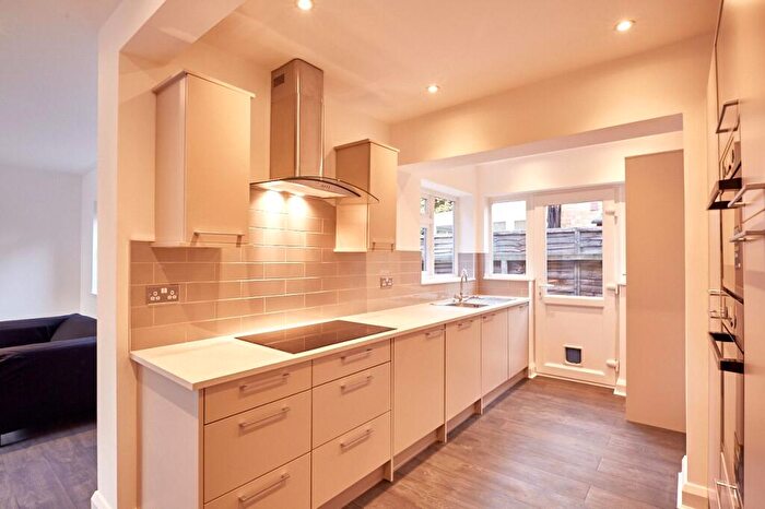 1 Bedroom House Of Multiple Occupation To Rent In Ardmore Avenue, Guildford, Surrey, GU2