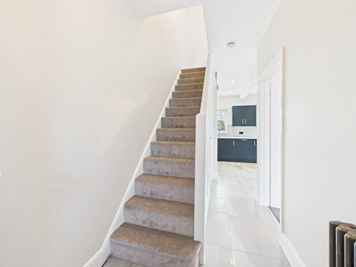 3 Bedroom Terraced House To Rent In London, Greater London, SE9