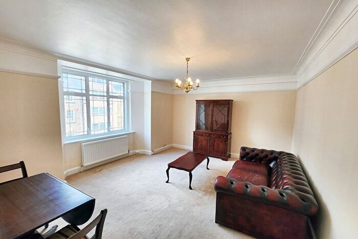1 Bedroom Flat To Rent In Carisbrooke Court Weymouth Street, Marylebone, London, W1G