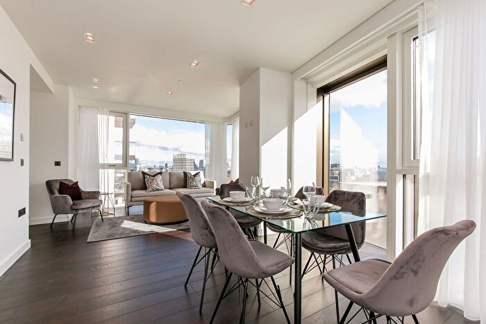 2 Bedroom Flat To Rent In Casson Square, Waterloo, SE1