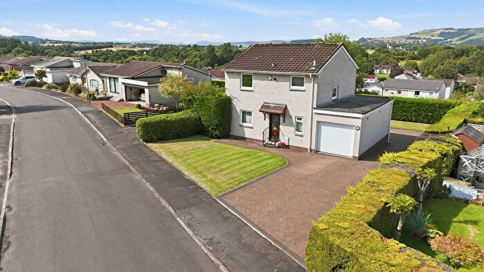 4 Bedroom Detached House For Sale In Lomond Place, Erskine, Renfrewshire, PA8