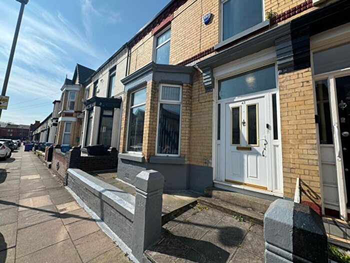 6 Bedroom House To Rent In Ferndale Road, Liverpool, L15