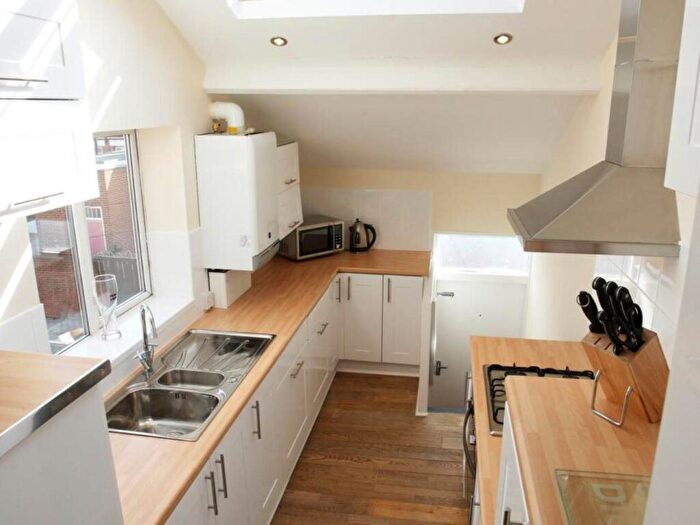 6 Bedroom Maisonette To Rent In Helmsley Road, Sandyford, Newcastle Upon Tyne, NE2