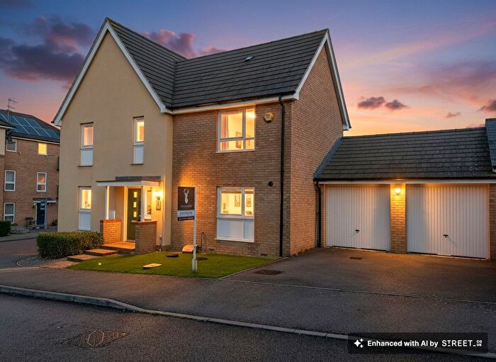 4 Bedroom Detached House For Sale In Normande Crescent, Whitehouse, MK8