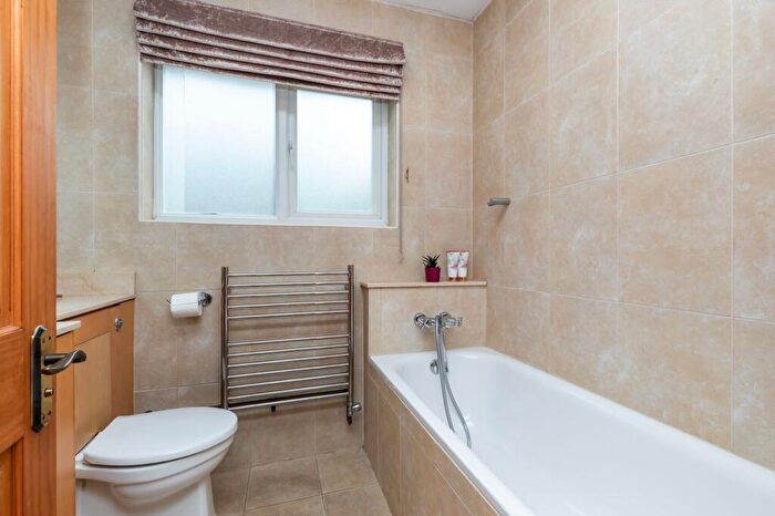 5 Bedroom Detached House For Sale In Horsham Road, Rusper, RH12