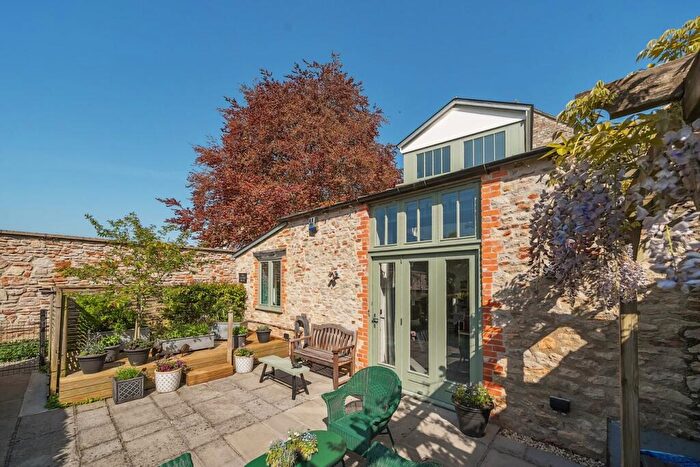 1 Bedroom Cottage For Sale In Penn Place, South Street, Wells, BA5