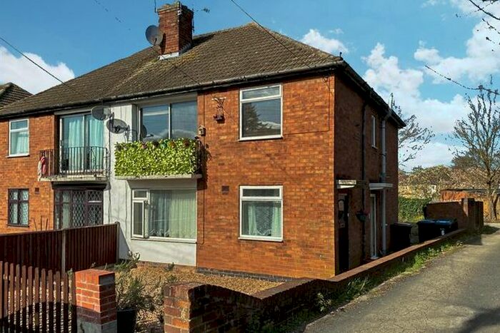 2 Bedroom Maisonette To Rent In Sunnybank Avenue, Whitley, Coventry, CV3