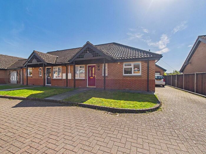 2 Bedroom Semi-Detached Bungalow For Sale In Field View, Thurston, IP31