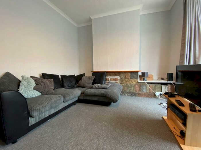 4 Bedroom Terraced House To Rent In Llantrisant Street, Cathays, CF24