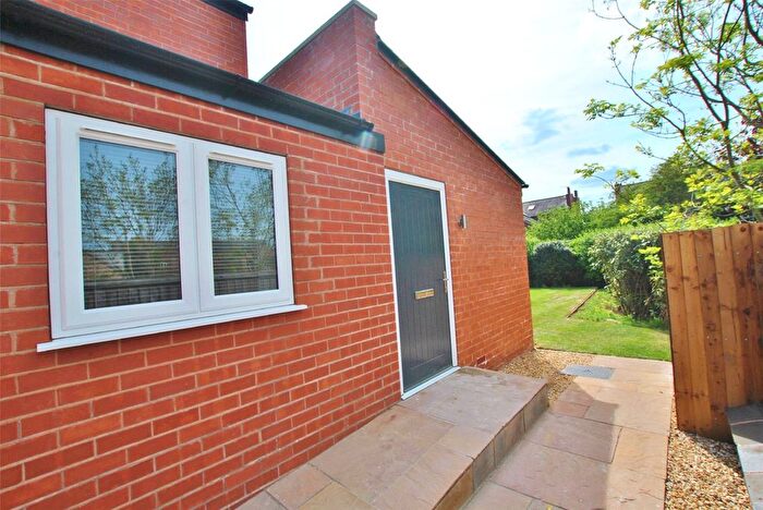 2 Bedroom Flat To Rent In Musters Road, West Bridgford, Nottingham, Nottinghamshire, NG2