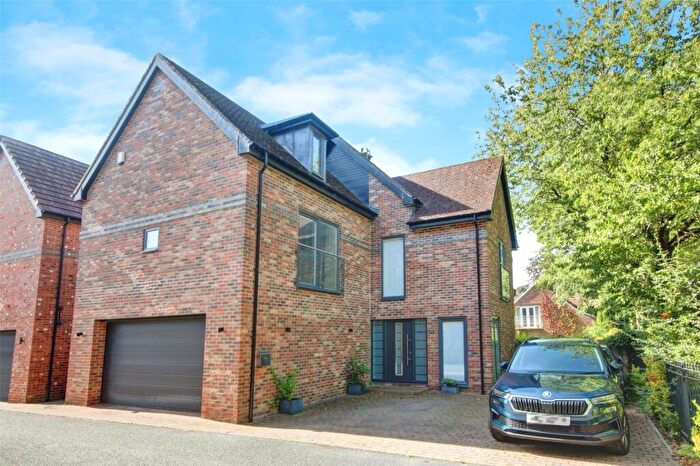 4 Bedroom Detached House For Sale In Bishops Gate, Durham, DH1