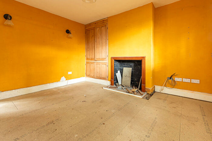 3 Bedroom Plot For Sale In Donnington Bridge Road Oxford, OX4