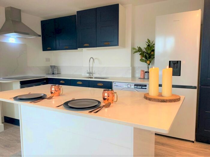 2 Bedroom Flat To Rent In Northfield Avenue, London, W13