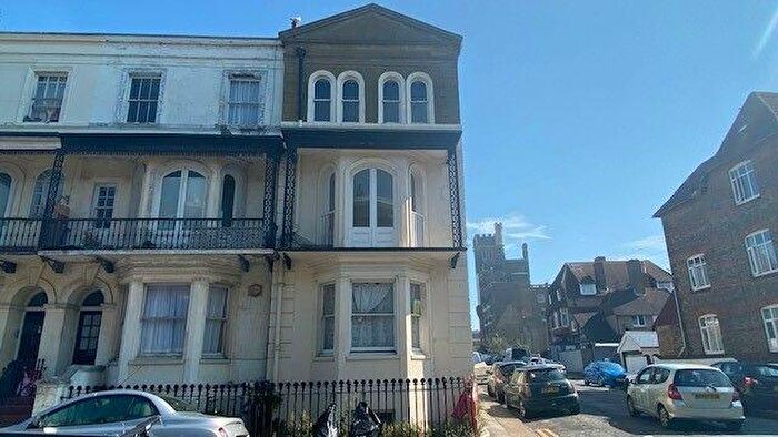1 Bedroom Flat For Sale In Augusta Road, Ramsgate, CT11