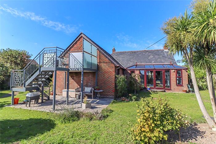 4 Bedroom Detached House For Sale In Salisbury Lane, Middle Wallop, Stockbridge, Hampshire, SO20