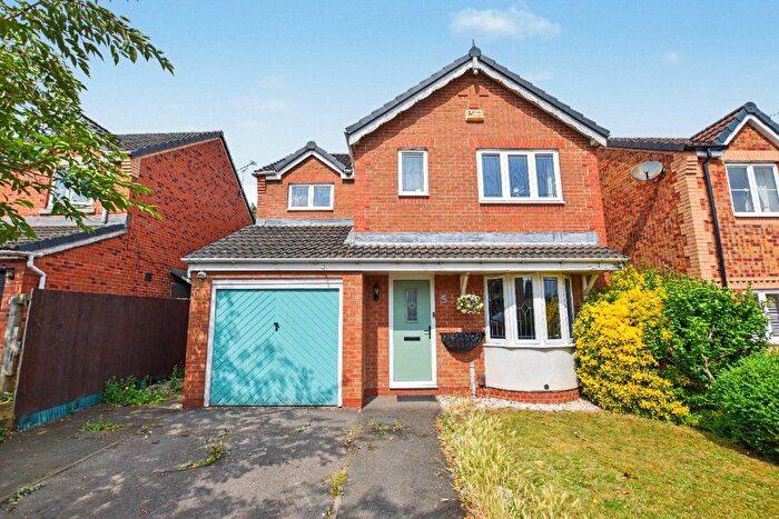 4 Bedroom Detached House For Sale In Dalefield Way, Normanton, West Yorkshire, WF6