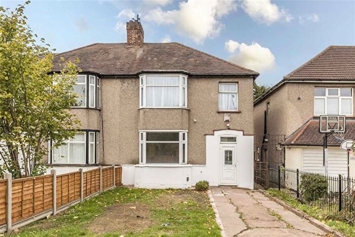 3 Bedroom Property To Rent In Burnt Ash Hill, London, SE12